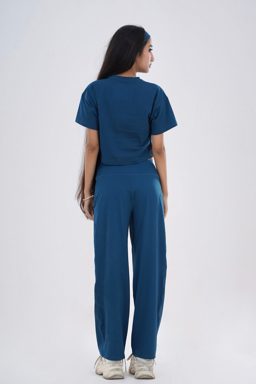 DARING CROPPED TEE