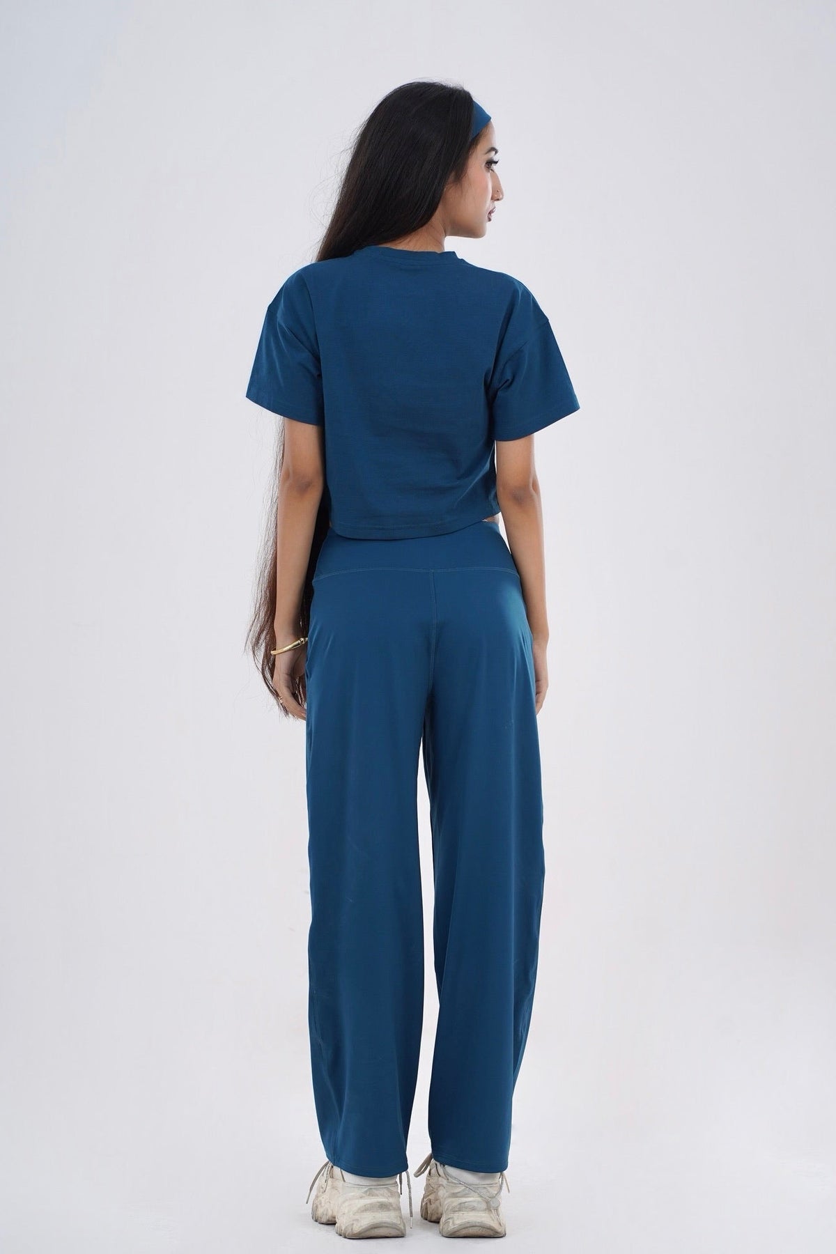 DARING CROPPED TEE