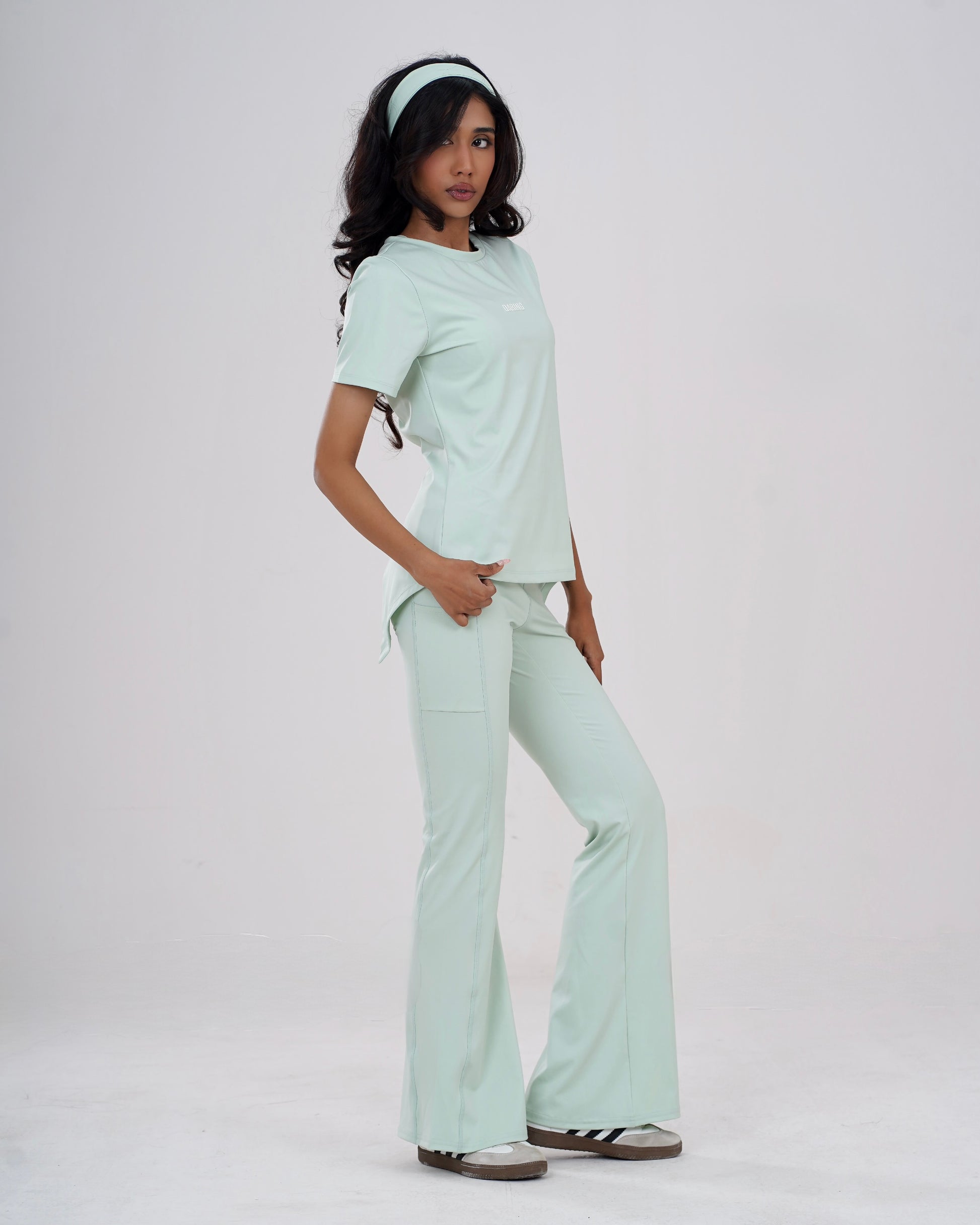 GAIA BACK KEYHOLE TOP