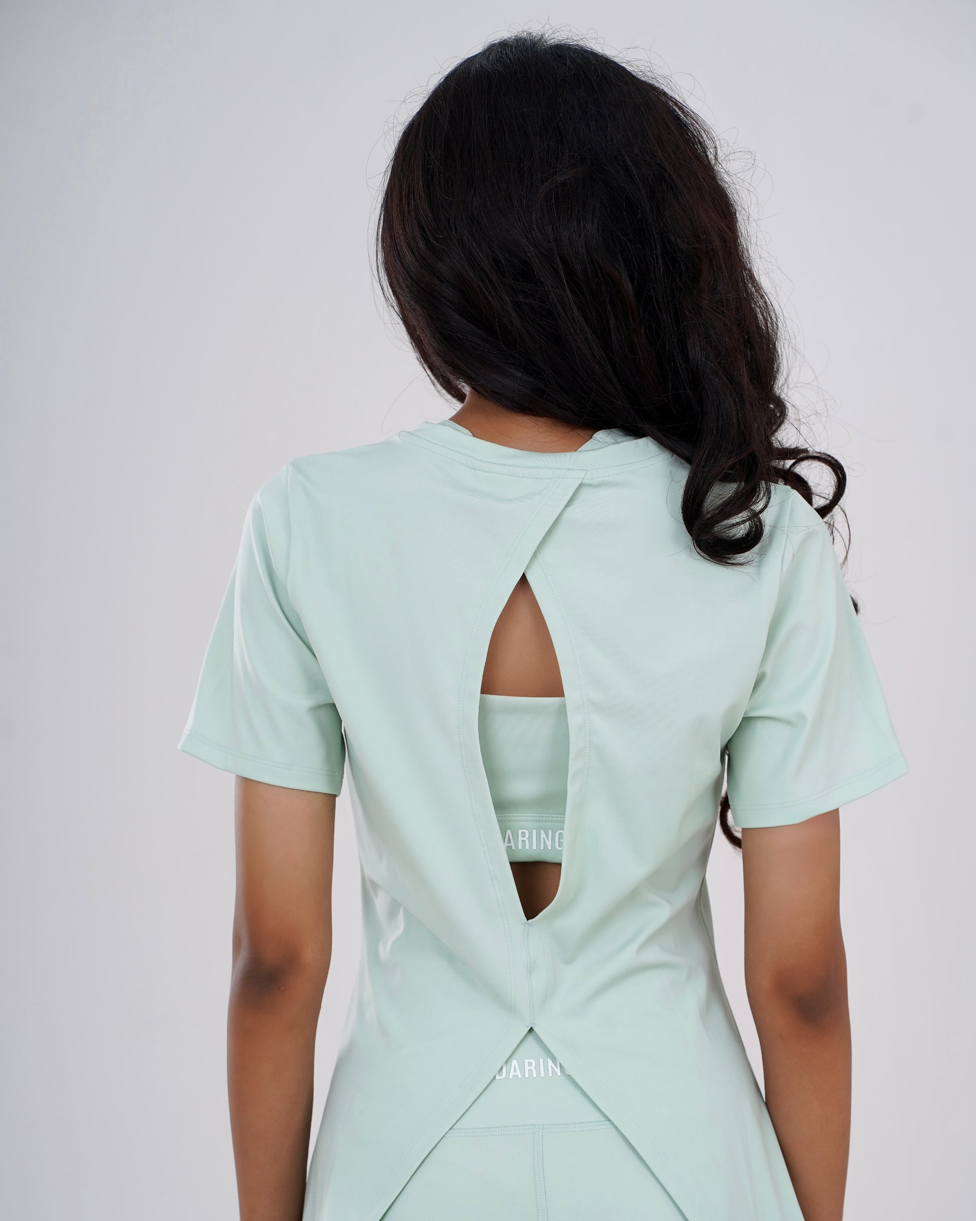 GAIA BACK KEYHOLE TOP