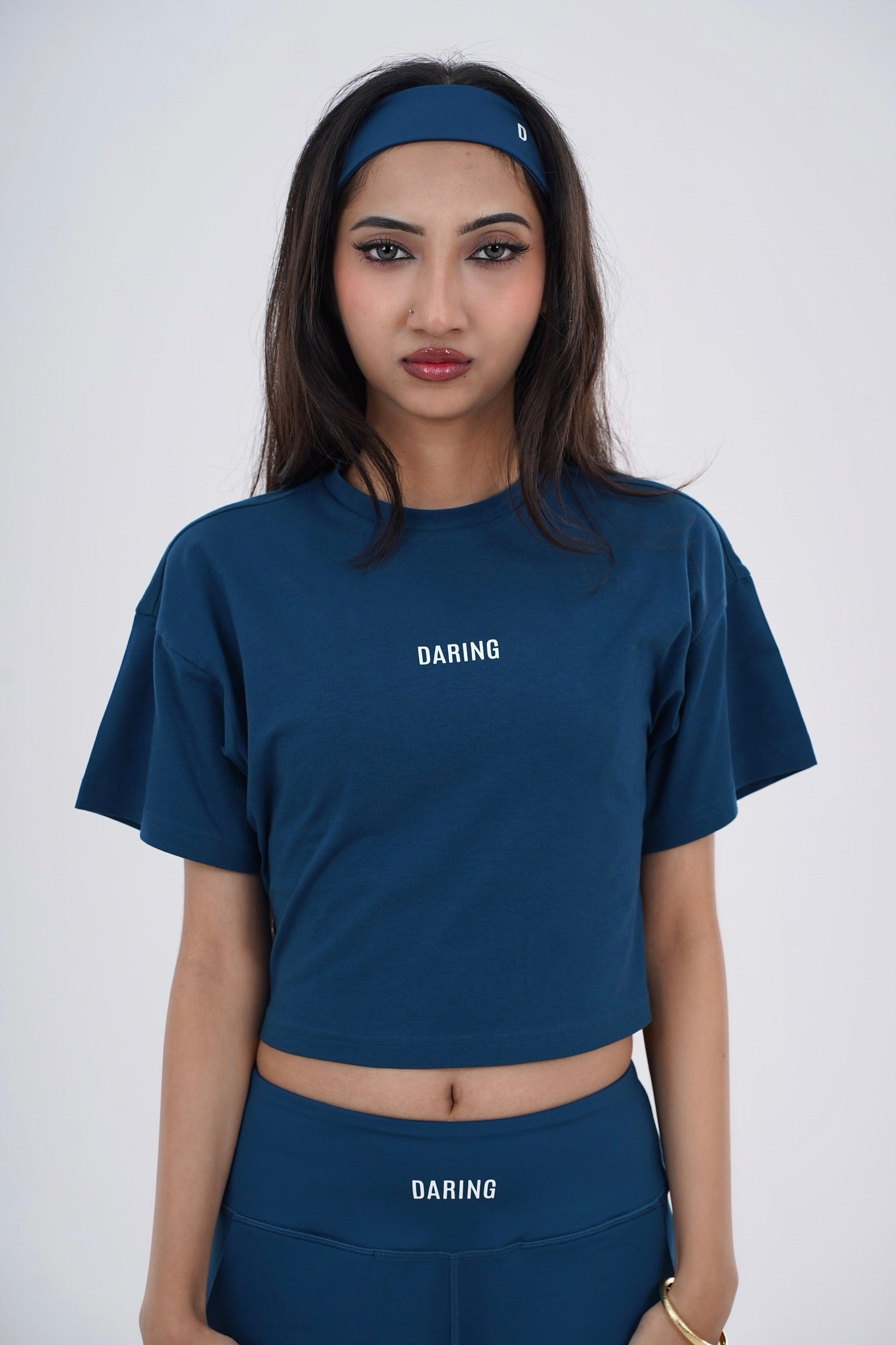 DARING CROPPED TEE