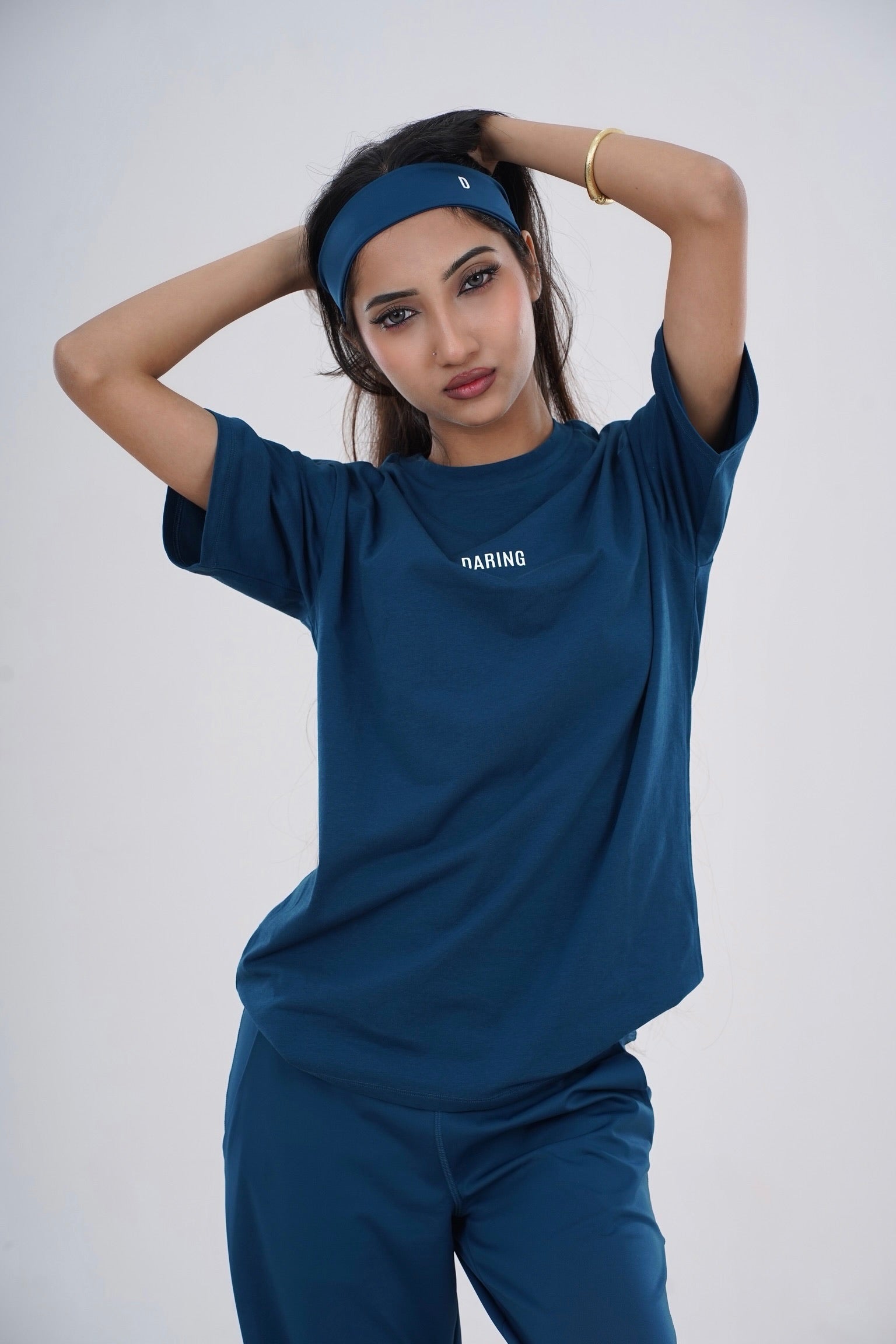 ULTIMATE UNISEX TEE