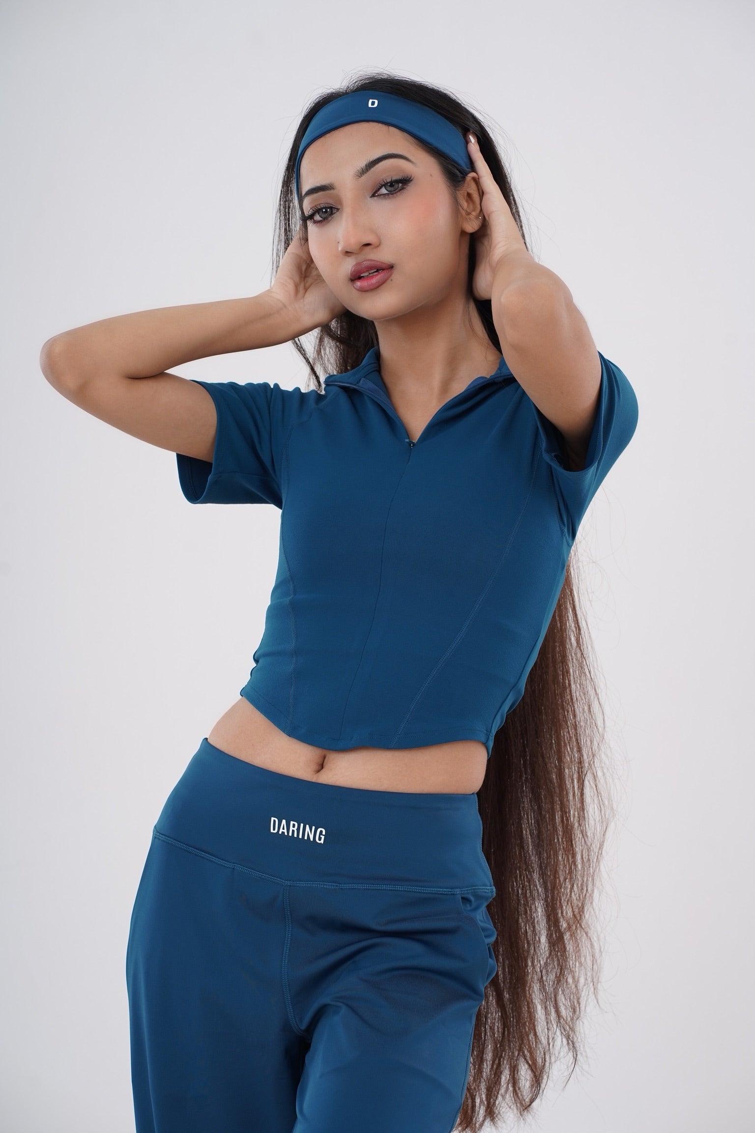AURA MANDARIN HALF ZIP-UP TOP