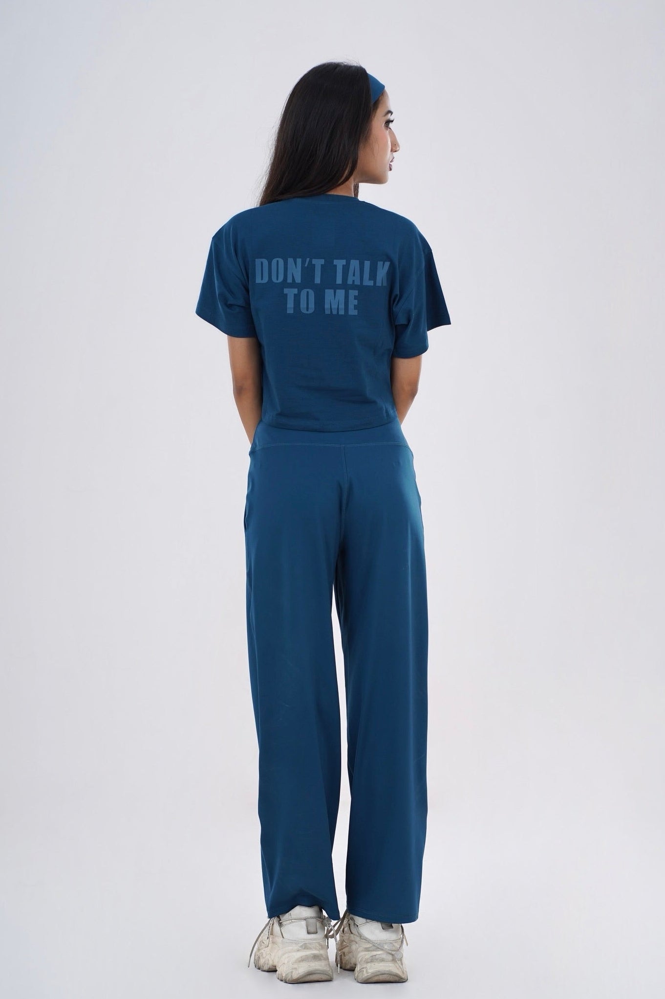 DON'T TALK TO ME CROPPED TEE
