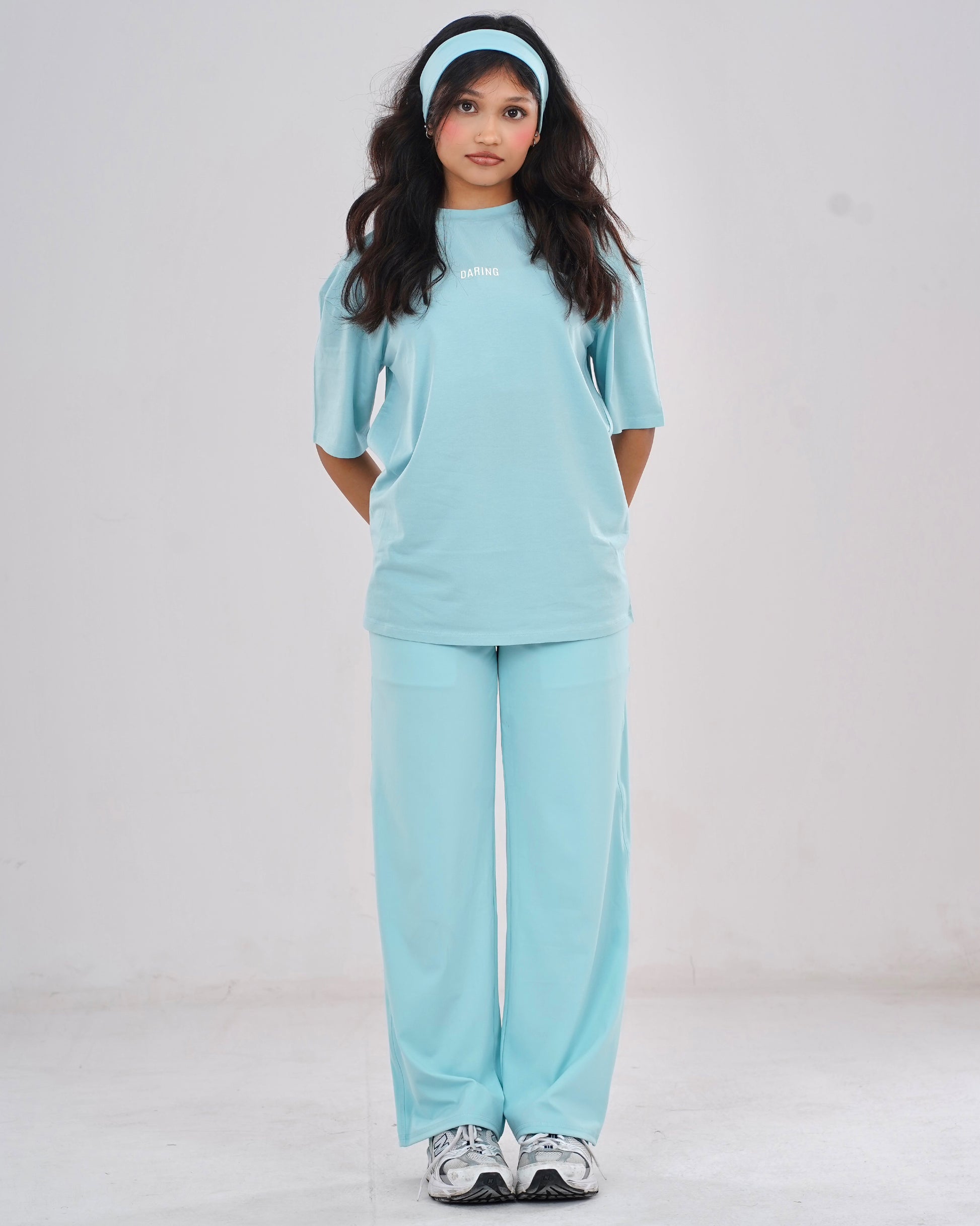 ULTIMATE UNISEX TEE