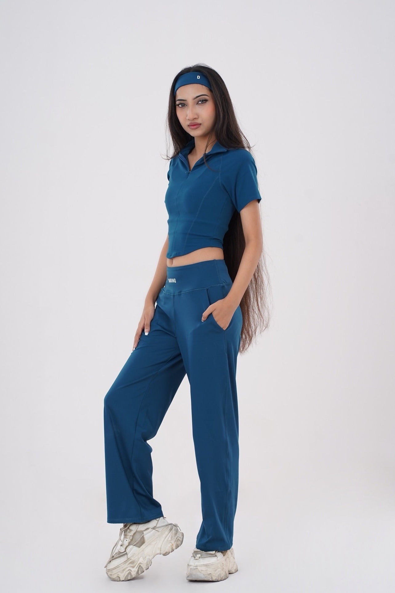 AURA MANDARIN HALF ZIP-UP TOP