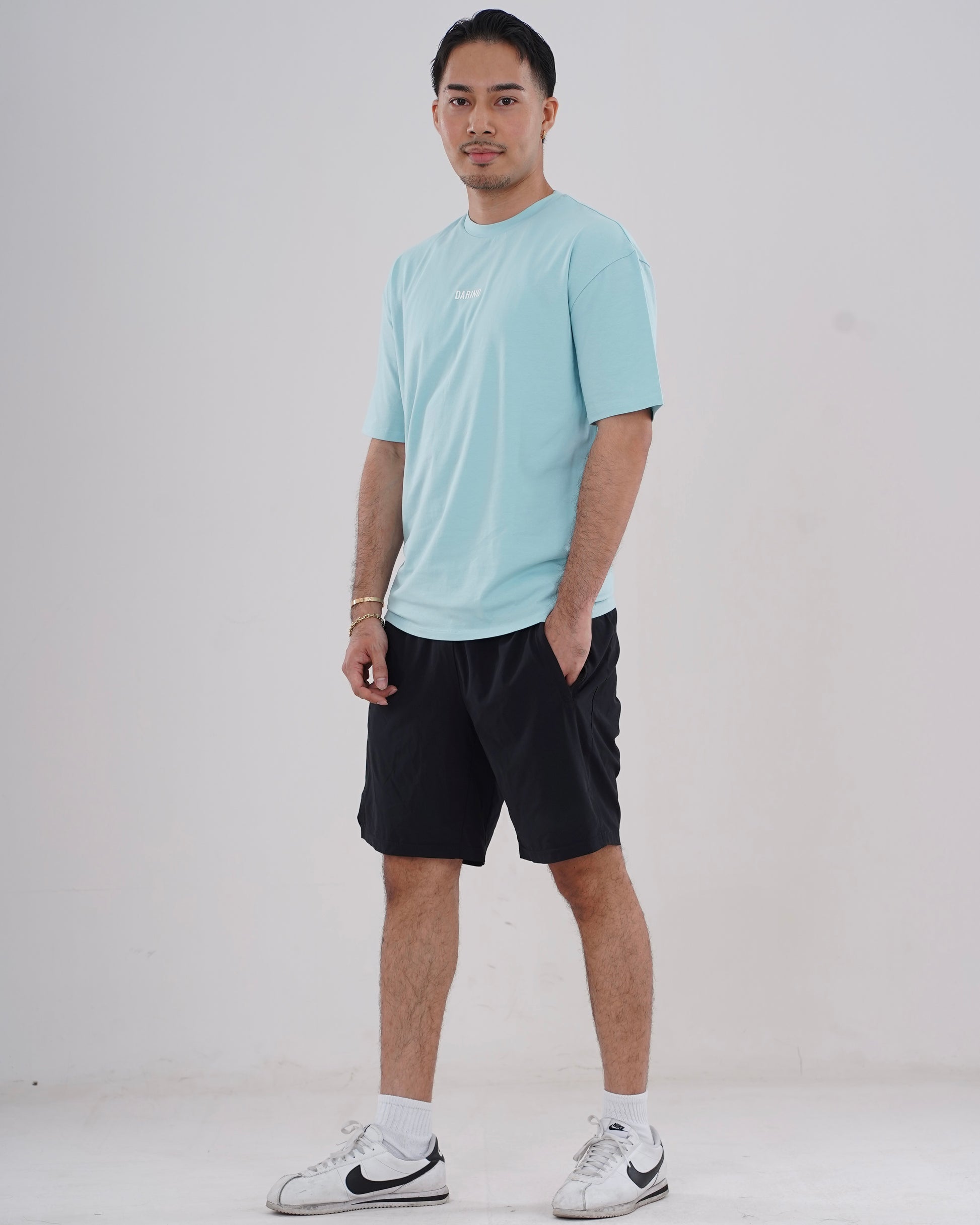 ULTIMATE UNISEX TEE