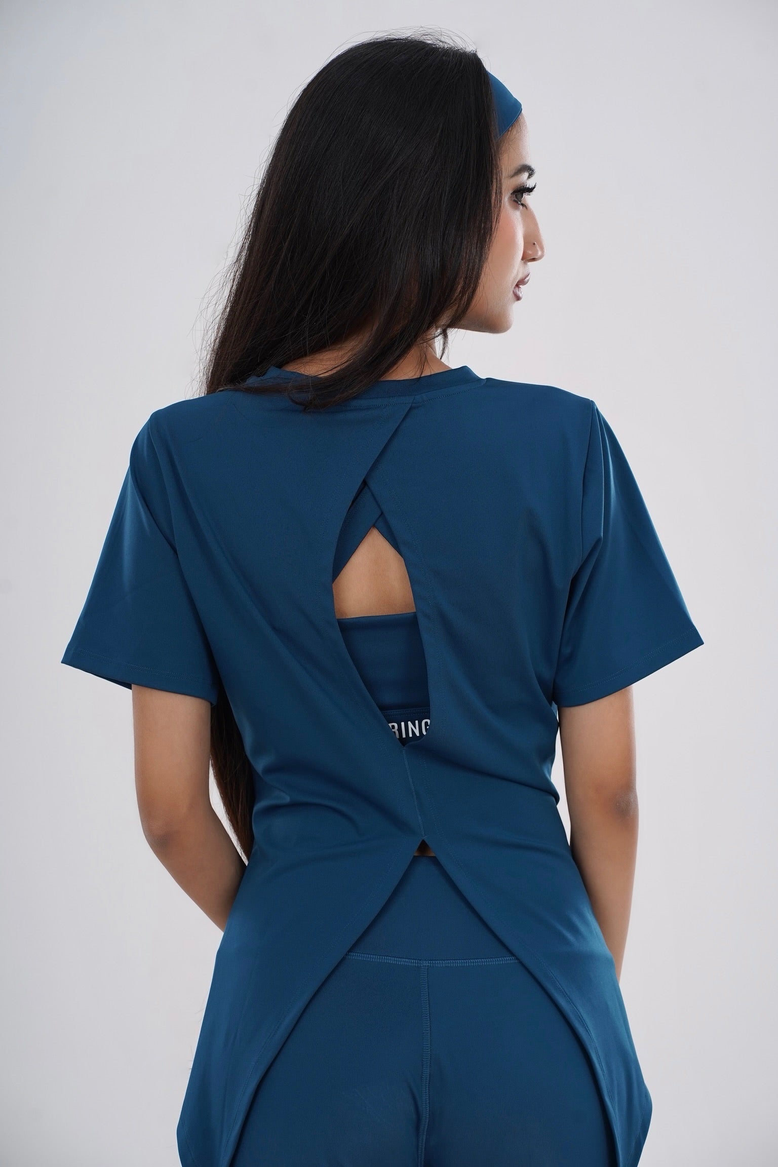 GAIA KEYHOLE TOP