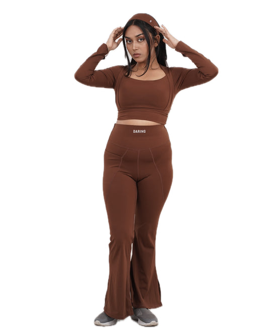 ATTITUDE TOP